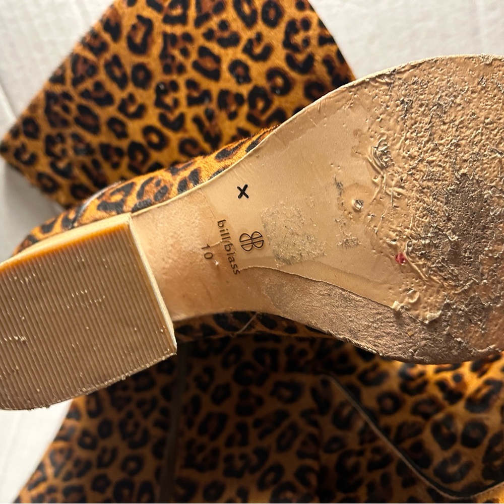 Woman’s Bill Blass size 10 leopard print leather zippered heeled boots - Picture 11 of 15